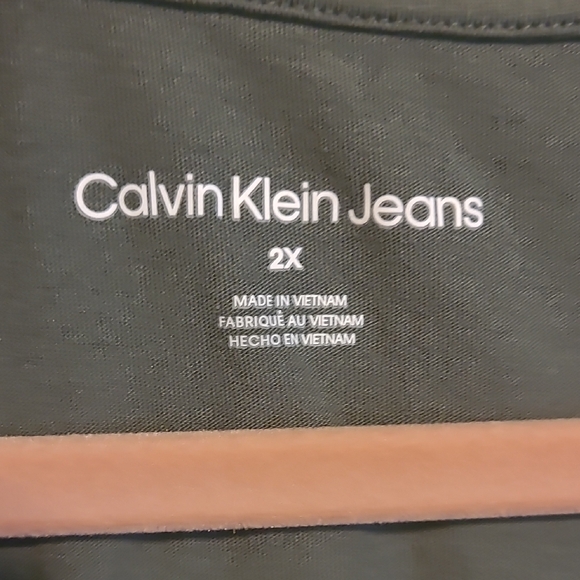 Calvin Klein Jeans Charcoal V-Neck Tee - Picture 5 of 5